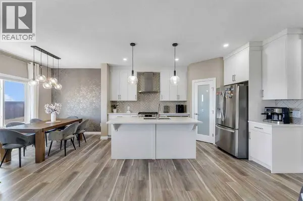 521 Corner Meadows Way NE, Calgary, AB T3N2C9