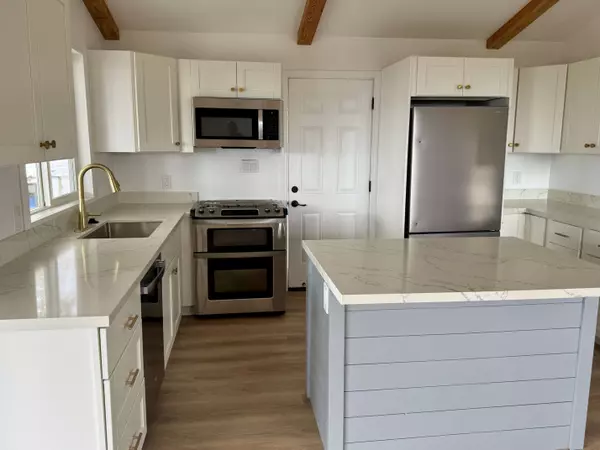 92-9043 LEILANI PKWY, Ocean View, HI 96737