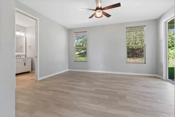 94-5858 KANALOA PL, Naalehu, HI 96772
