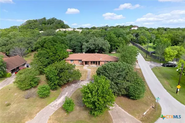 365 Llewellyn LN, Killeen, TX 76542