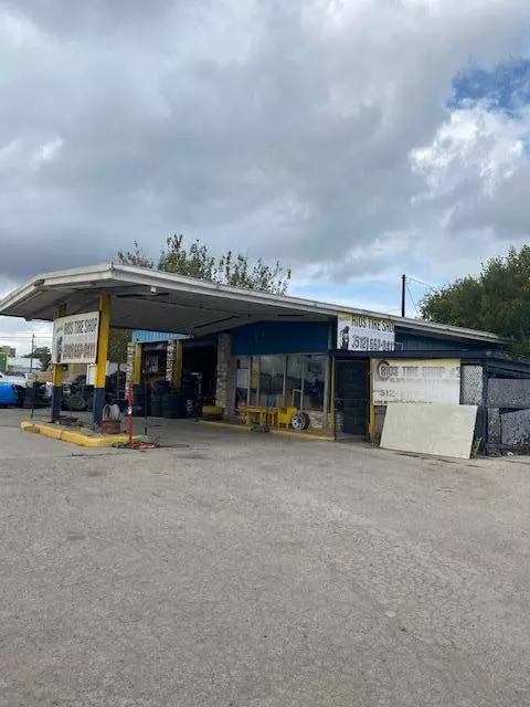 1700 S Interstate 35 FWY S, San Marcos, TX 78666