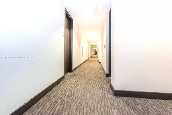 1111 SW 1st Ave #3125-N, Miami, FL 33130