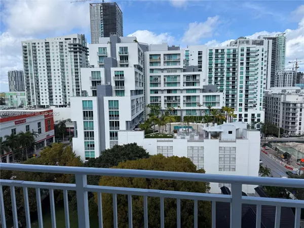 2275 BISCAYNE BL #1003, Miami, FL 33137