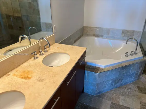 2641 N FLAMINGO RD #2006N, Sunrise, FL 33323