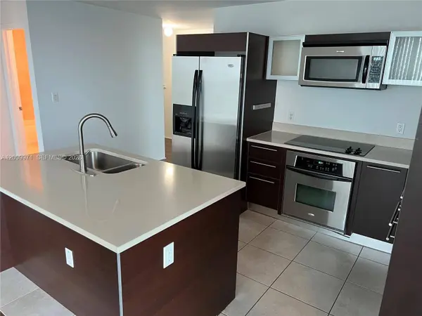 1900 N BAYSHORE DR #1911, Miami, FL 33132