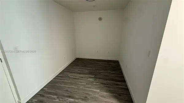79 SW 12th St #2509-S, Miami, FL 33130