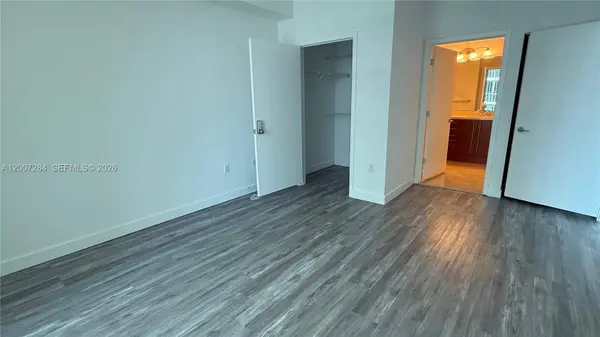 79 SW 12th St #2509-S, Miami, FL 33130