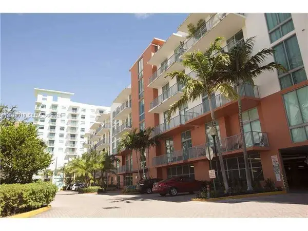 Hollywood, FL 33020
