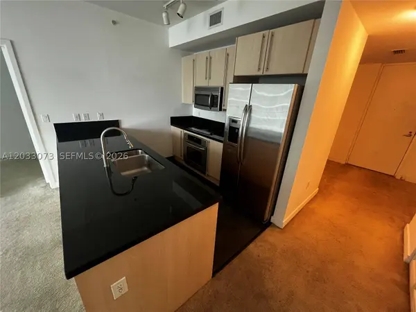 79 SW 12 ST #2709-S, Miami, FL 33130