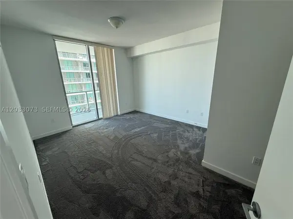 79 SW 12 ST #2709-S, Miami, FL 33130