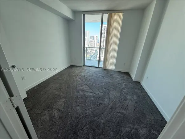 79 SW 12 ST #2709-S, Miami, FL 33130