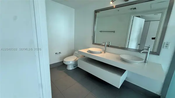 92 SW 3 Street #3311, Miami, FL 33130