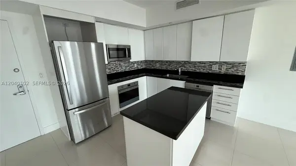 92 SW 3 Street #3311, Miami, FL 33130