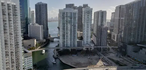 90 SW 3rd St #3710, Miami, FL 33130