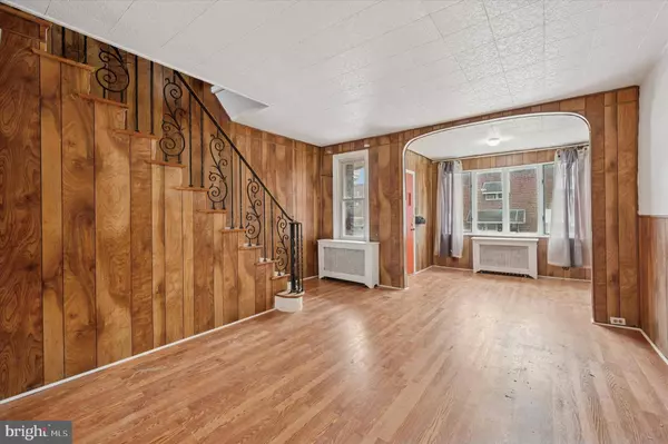 6927 THEODORE ST, Philadelphia, PA 19142