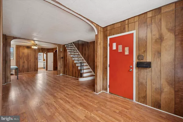 6927 THEODORE ST, Philadelphia, PA 19142