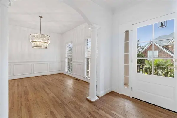 1711 Summit Glen LN, Atlanta, GA 30329