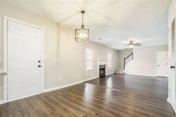 6916 Dalehollow DR, Lithonia, GA 30058