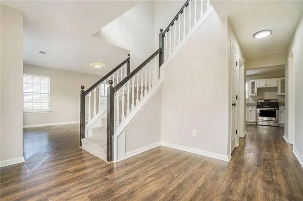 6916 Dalehollow DR, Lithonia, GA 30058