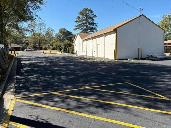 5712 Redan RD, Stone Mountain, GA 30088