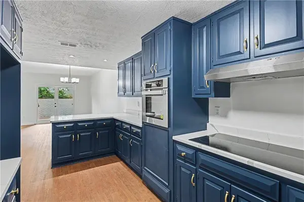 9011 Par DR, Douglasville, GA 30134