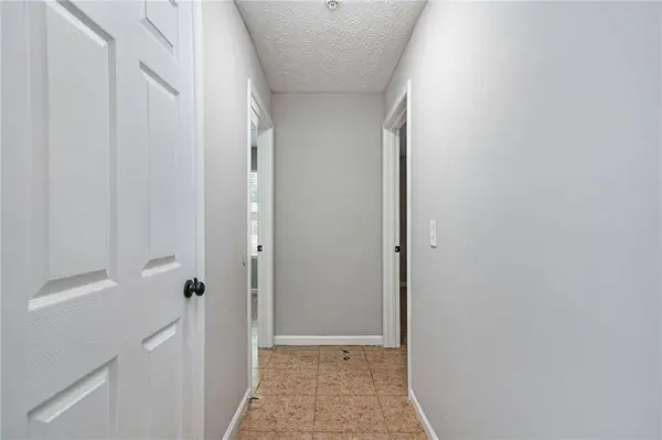 2102 Par Three WAY, Lithonia, GA 30038