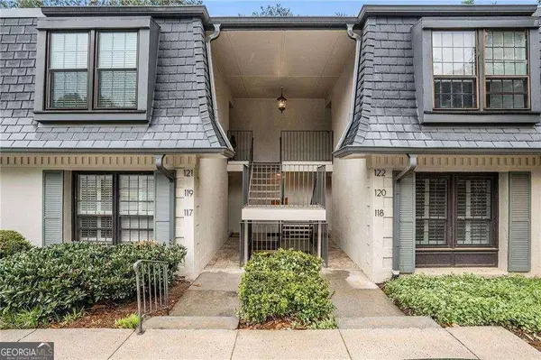 122 Maison PL NW, Atlanta, GA 30327