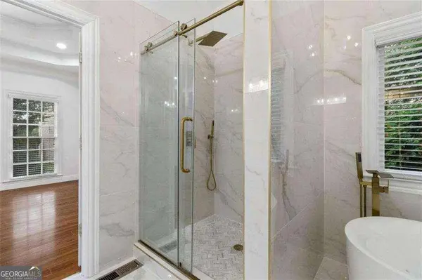 1711 Summit Glen LN, Atlanta, GA 30329