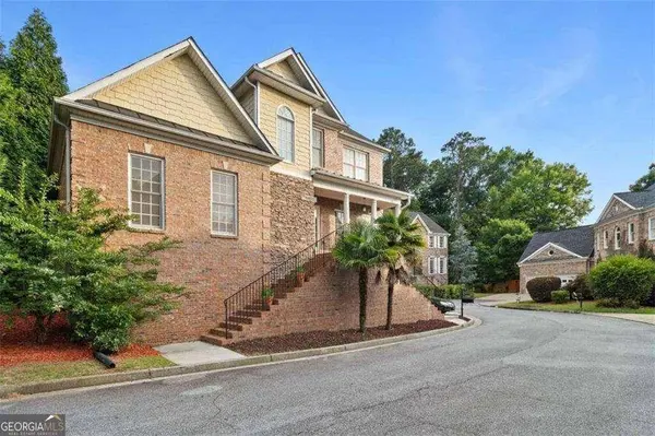 1711 Summit Glen LN, Atlanta, GA 30329
