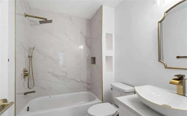 1711 Summit Glen LN, Atlanta, GA 30329