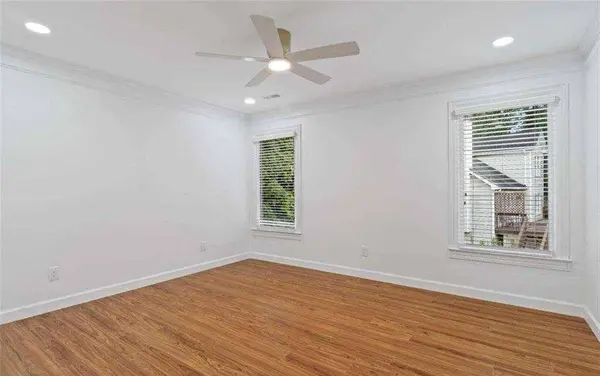 1711 Summit Glen LN, Atlanta, GA 30329