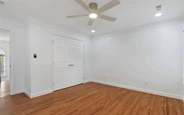 1711 Summit Glen LN, Atlanta, GA 30329
