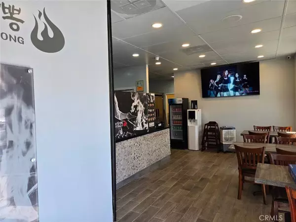 9711 Garden Grove Blvd, Garden Grove, CA 92844