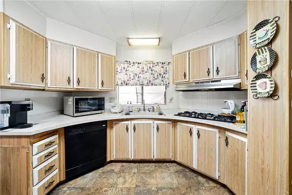 3595 Santa Fe AVE #60, Long Beach, CA 90810