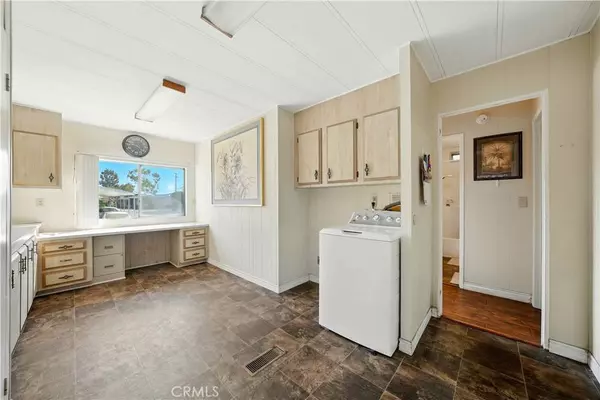 3595 Santa Fe AVE #60, Long Beach, CA 90810