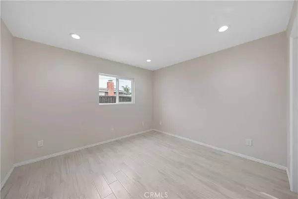 1748 S Huntington ST, Pomona, CA 91766