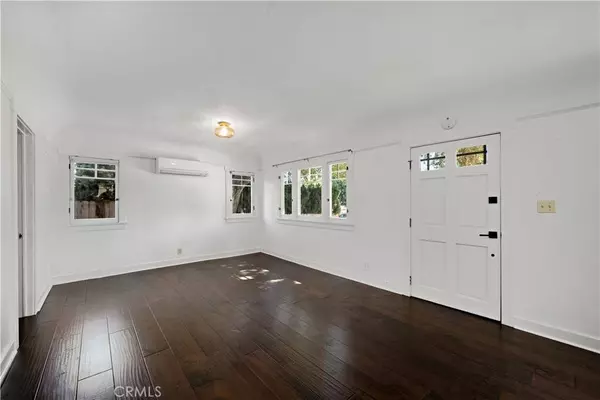 2325 White ST, Pasadena, CA 91107