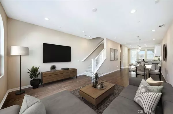 810 E Prommenade #C, Azusa, CA 91702