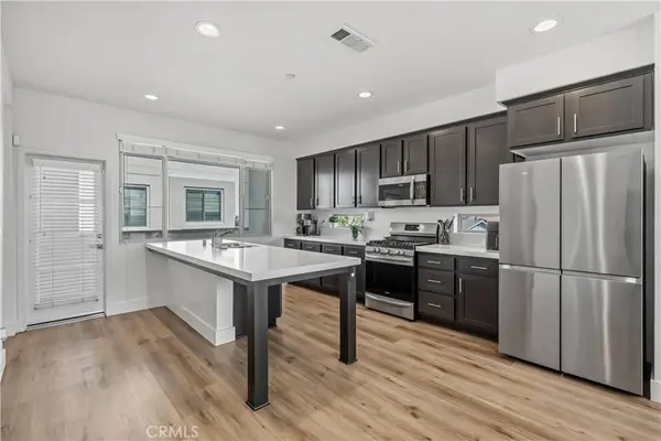 205 S Paige Ln, La Habra, CA 90631