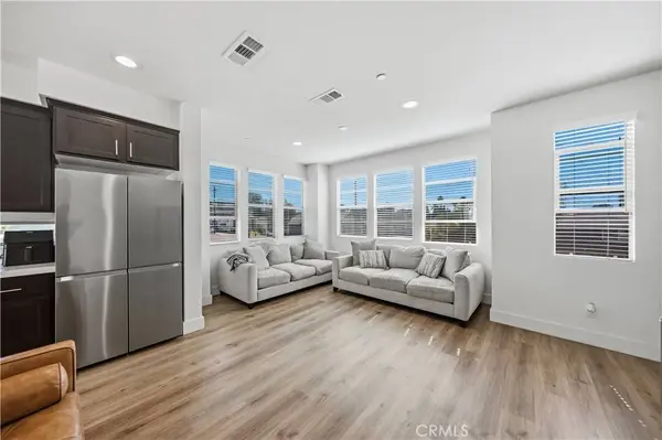205 S Paige Ln, La Habra, CA 90631