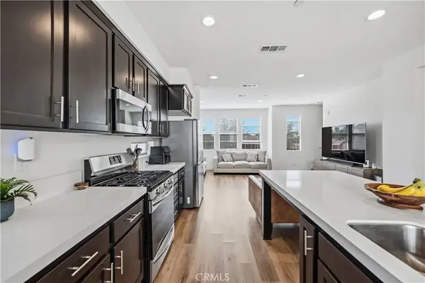 205 S Paige Ln, La Habra, CA 90631