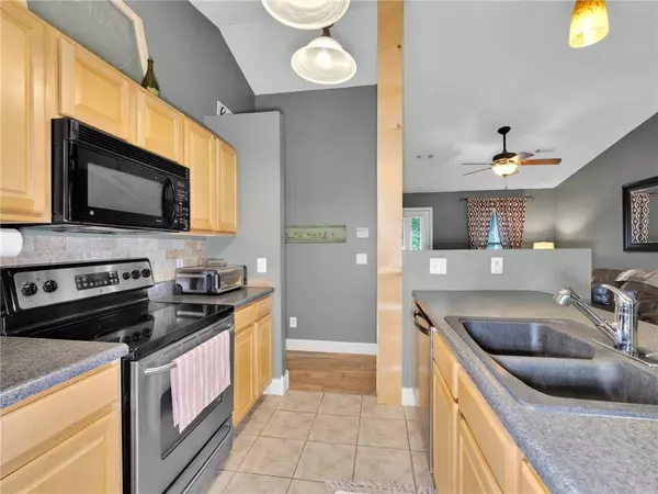 224 N Christy Ln, Farmington, AR 72730