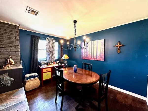 402 Phillips St, West Fork, AR 72774