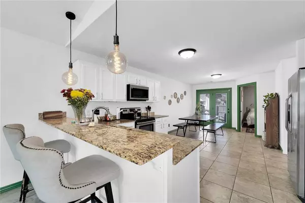 1714 S K Pl, Rogers, AR 72756