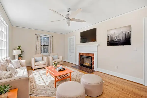 201 Augusta St, Easley, SC 29640