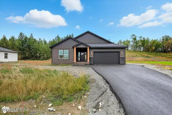2317 S Skyward Vw CIR, Palmer, AK 99645