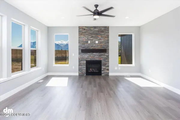 2317 S Sanctuary DR, Palmer, AK 99645