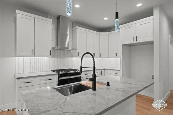 2344 S Skyward View CIR, Palmer, AK 99645