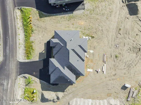 2600 S Sanctuary DR, Wasilla, AK 99654