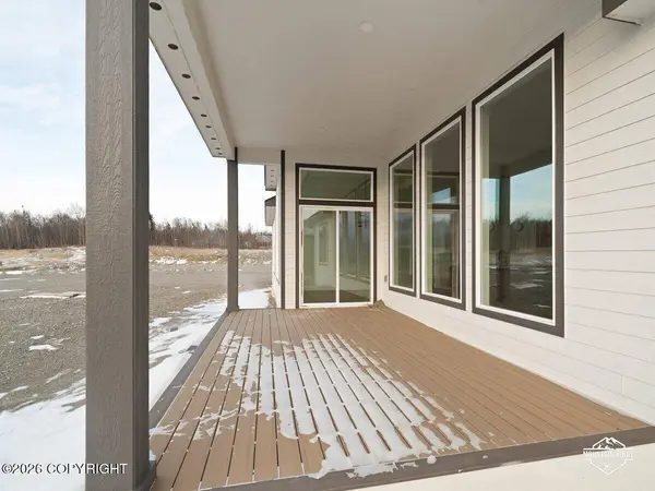 2600 S Sanctuary DR, Wasilla, AK 99654